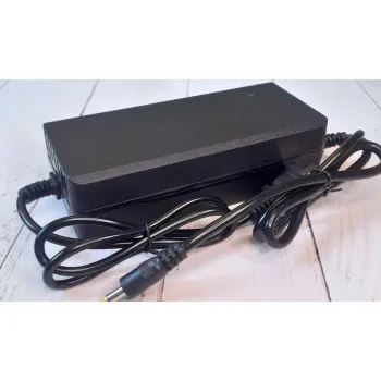 Зарядний пристрій 12,6В 10А