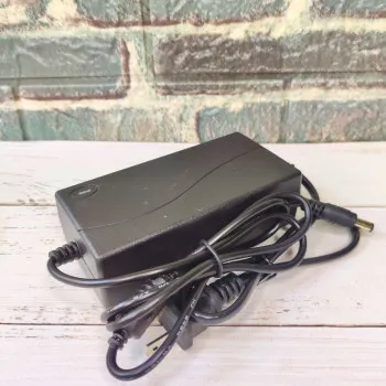 Зарядний пристрій 12,6В 4А