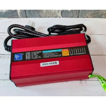 Зарядний пристрій 12,6В 30А (anderson)