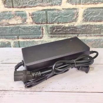 Зарядний пристрій 43.8В 3А